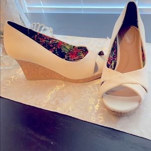 Light Beige Wedge Sandal/Heel